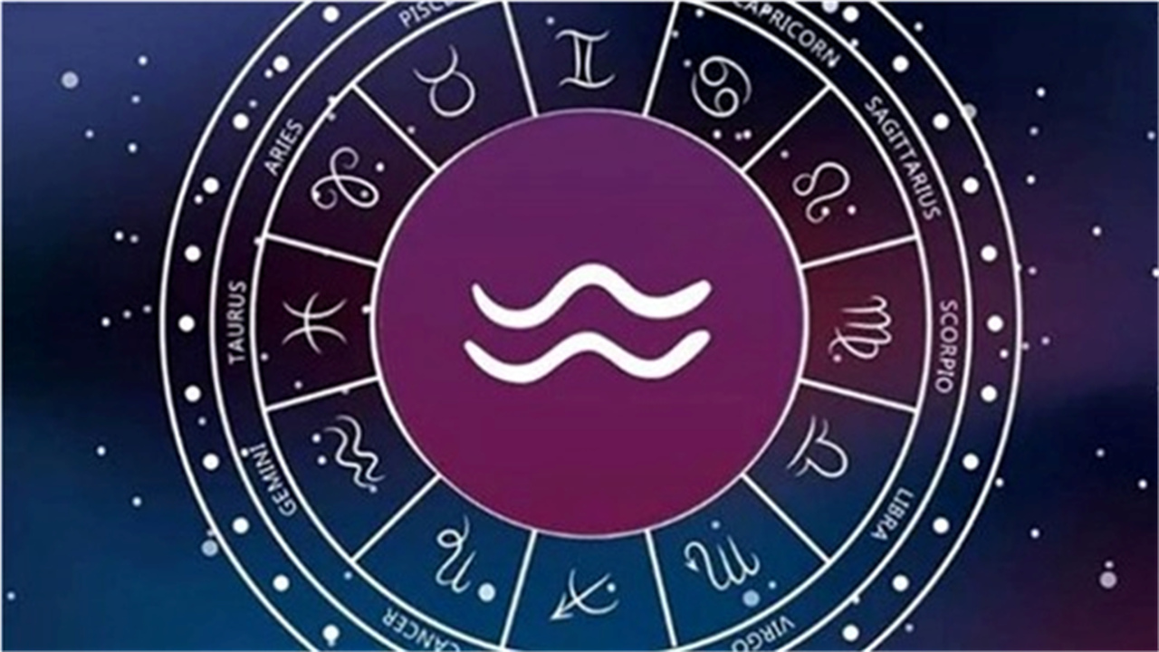 فرص جديدة وتوازن نفسي ينتظران مولود برج الدلو في توقعات اليوم